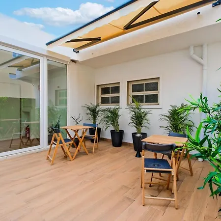 Lovely Fully Equipped Near Subway N8 Apartman *