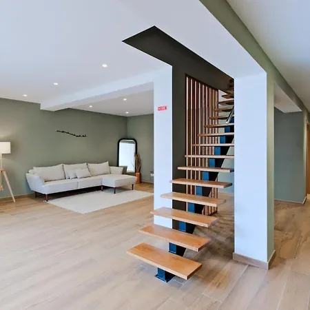 Lovely Fully Equipped Near Subway N8 * ליסבון