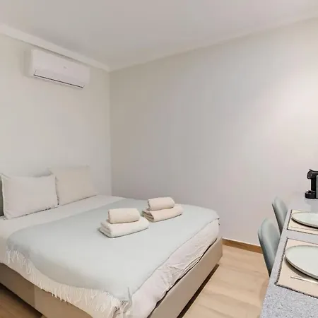 Appartement Lovely Fully Equipped Near Subway N8 Lissabon